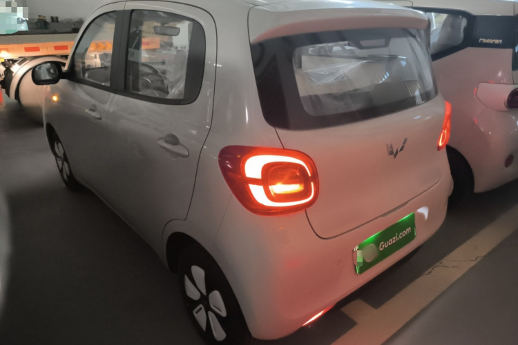 五菱汽车 宏光MINIEV 2025款 四门版 进阶款车身外观6