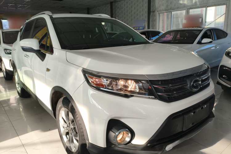 广汽传祺 传祺GS3 2017款 150N 自动精英版车身外观3