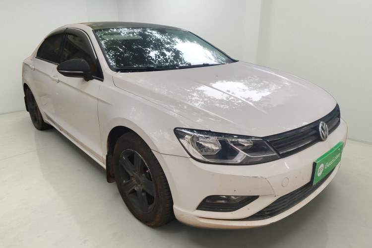 大众 凌渡 2015款 230TSI 手动风尚版车身外观3