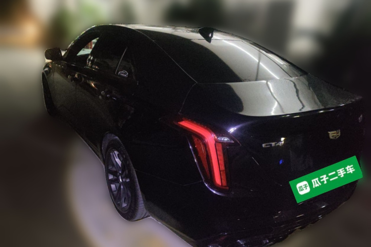 凯迪拉克CT4 2022款 28T 豪华型车身外观5