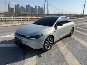 零跑汽车 零跑C01 2024款 增程 216尊享版