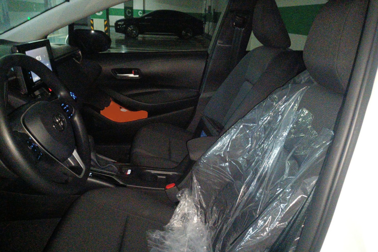 丰田 卡罗拉 2024款 1.2T 先锋版中控内饰19