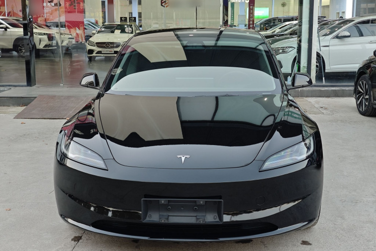 特斯拉 Model 3 2023款 长续航全轮驱动版车身外观6002