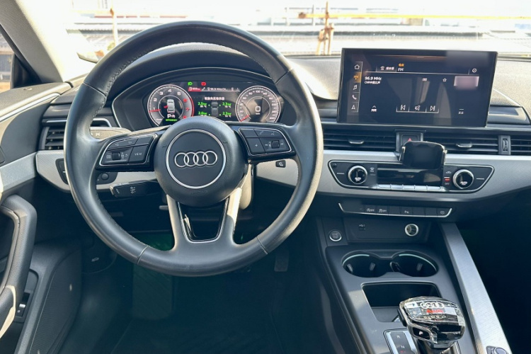 奥迪A5 2021款 Sportback 40 TFSI 时尚动感型中控内饰7002