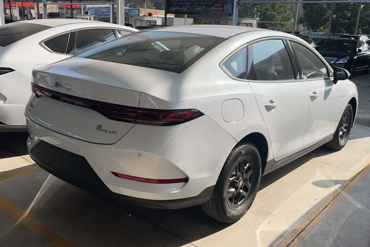 比亚迪 秦PLUS 2025款 DM-i 智驾版 128KM进取型车身外观6003