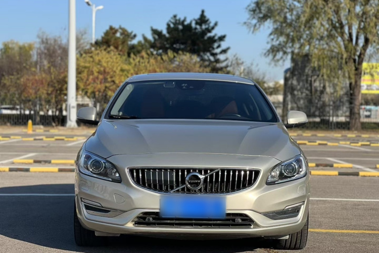 沃尔沃S60 2019款 S60L 改款 T5 智驭菁英版车身外观6003