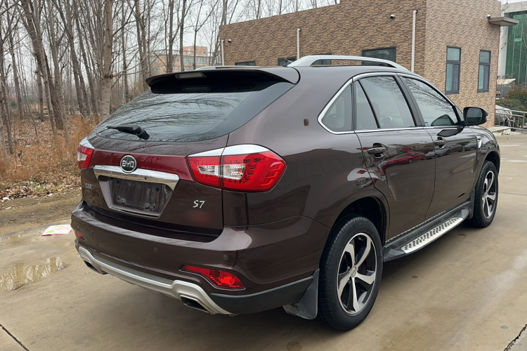 比亚迪S7 2015款 2.0T 升级版 自动旗舰型车身外观6004