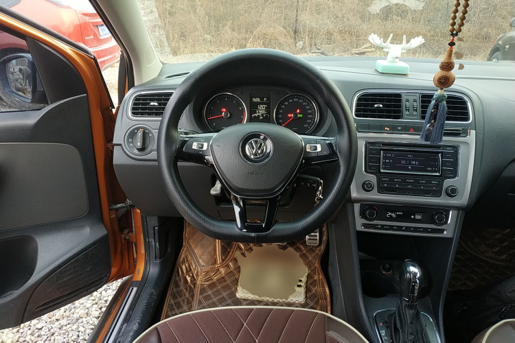 大众 2014款 1.6L Cross Polo 自动局部细节13