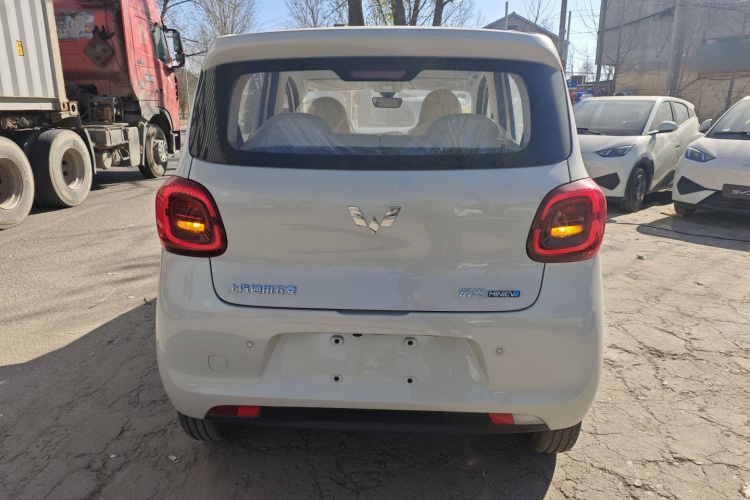 五菱汽车 宏光MINIEV 2025款 四门版 进阶款车身外观6