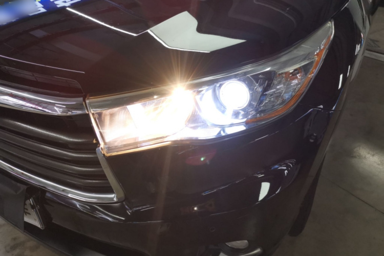 丰田 汉兰达 2017款 2.0T 四驱豪华版 7座局部细节36