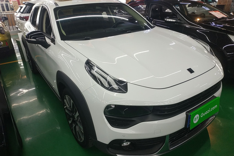 领克02 2019款 高能版 2.0T 自动两驱劲Pro版 国VI车身外观3