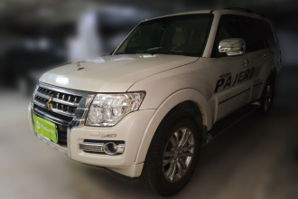 三菱 帕杰罗（平行进口）