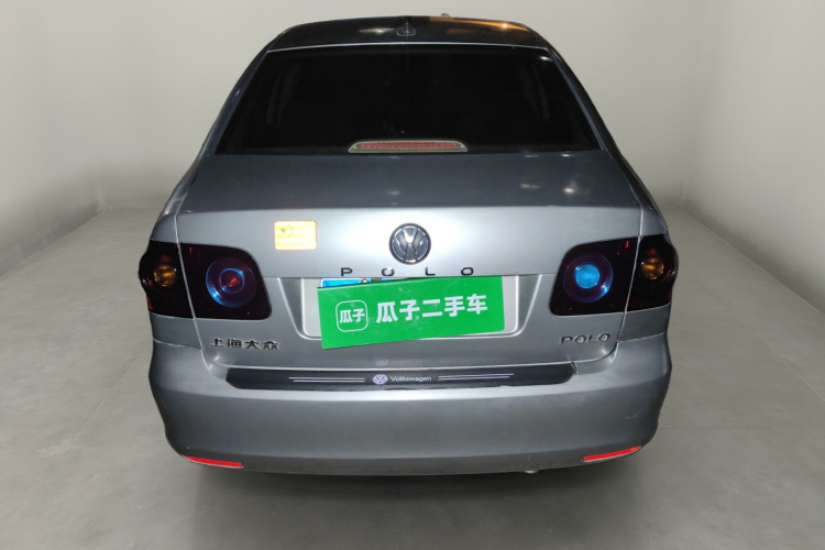 大众 Polo 2011款 劲取 1.4L 自动实尚版车身外观6