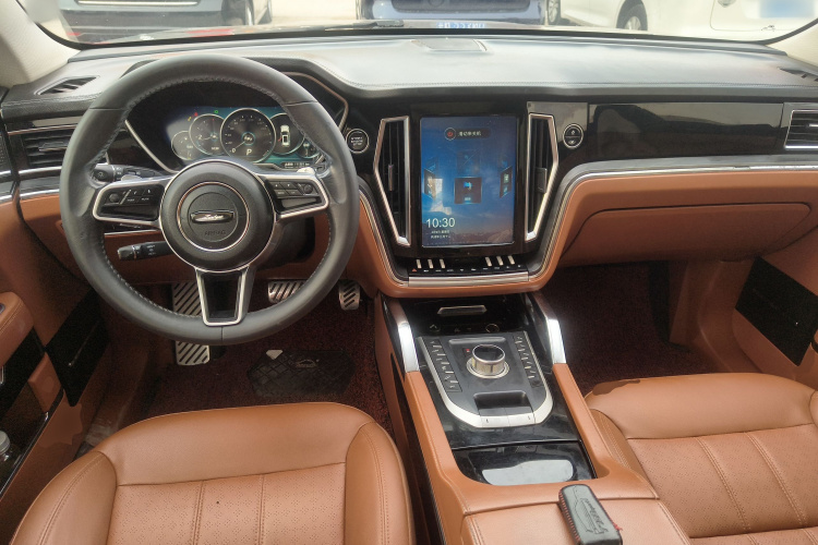 众泰T700 2017款 1.8T 双离合尊贵型中控内饰12