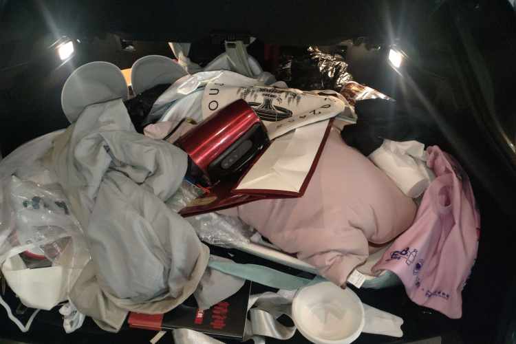 玛莎拉蒂 Levante 2022款 3.0T Modena中控内饰23