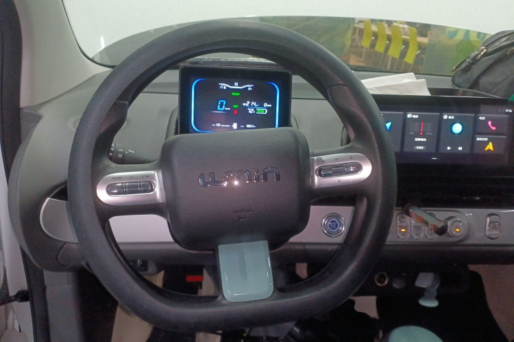 长安启源 长安Lumin 2023款 301km 蜜沁款中控内饰13