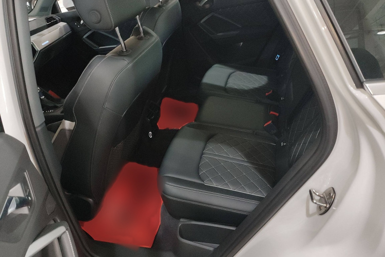 奥迪Q3 2024款 40 TFSI 时尚动感型中控内饰21