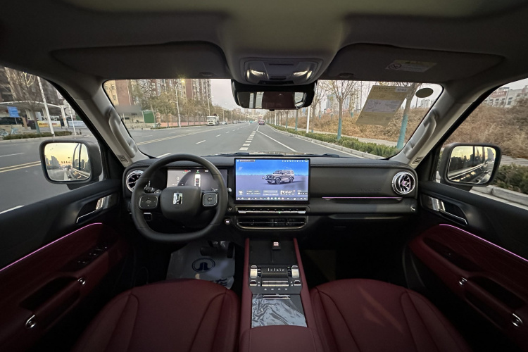 坦克300新能源 2025款 Hi4-T中控内饰7001