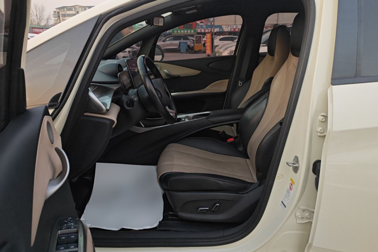 比亚迪 海豚 2023款 420km 时尚版中控内饰19