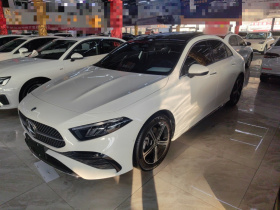 奔驰A级 2024款 改款 A 200 L 时尚型