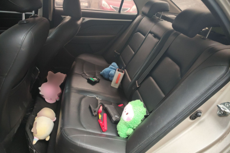 吉利汽车 远景 2018款 1.5L 手动幸福版中控内饰21