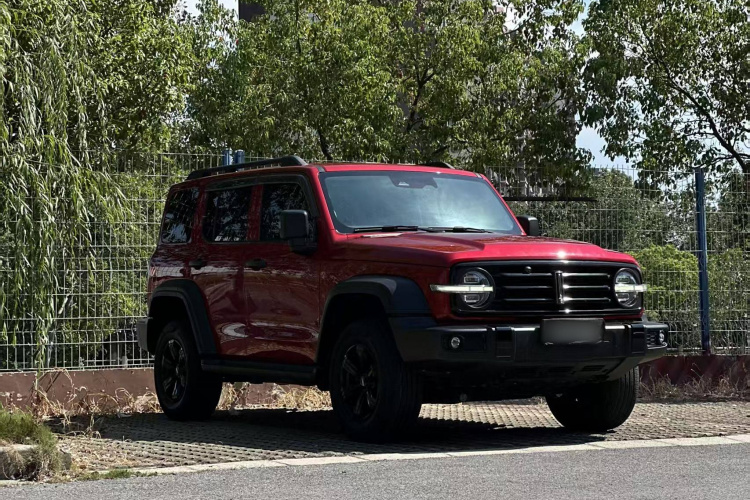 坦克300 2021款 越野版 2.0T 挑战者车身外观6002