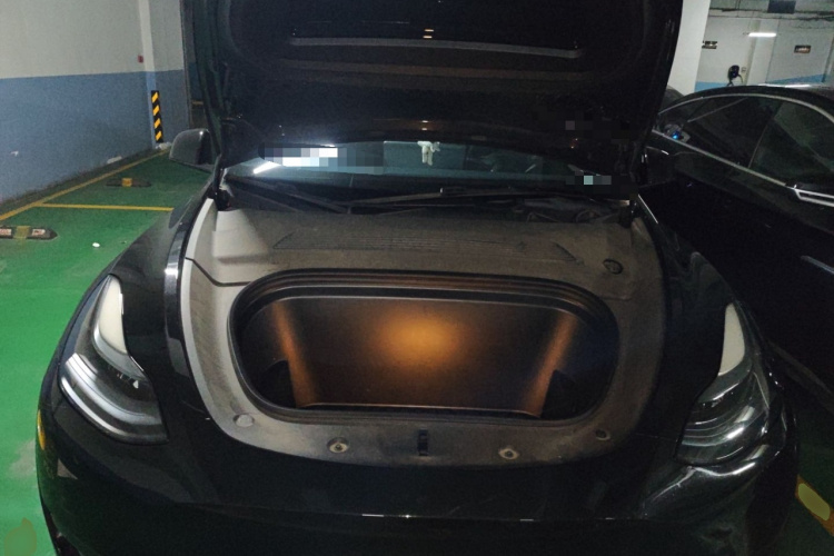 特斯拉 Model Y 2023款 后轮驱动版局部细节24