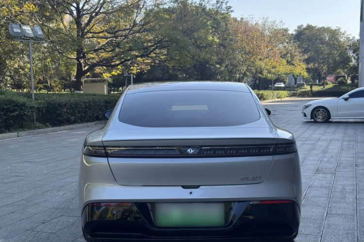 东风奕派 eπ007 2025款 纯电 565四驱Max领航版车身外观6006