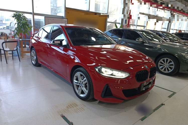 宝马1系 2019款 118i M运动套装车身外观3