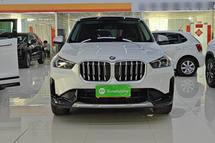 宝马X1 2023款 sDrive25Li X设计套装车身外观2