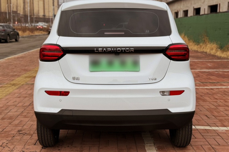 零跑汽车 零跑T03 2025款 310舒享版车身外观6006