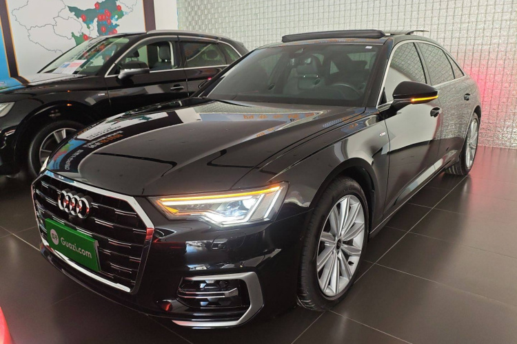 奥迪A6L 2024款 45 TFSI 臻选动感型车身外观1