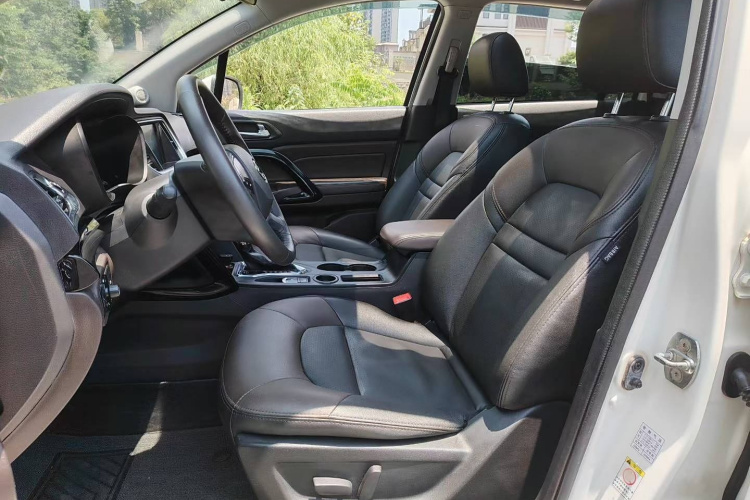 广汽传祺 传祺GS4 2017款 235T 自动两驱豪华智联版中控内饰7002