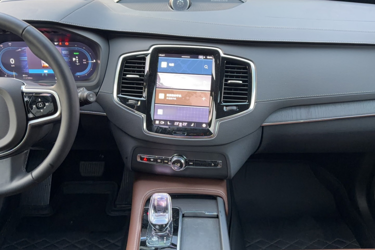 沃尔沃XC90新能源 2025款 T8 智尊豪华版 7座局部细节16