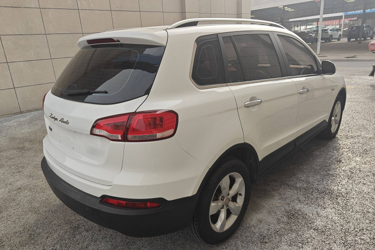 众泰 大迈X5 2015款 1.5T CVT知县型 国IV车身外观6005