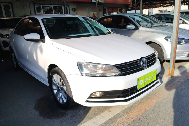 大众 速腾 2015款 1.6L 自动时尚型车身外观3