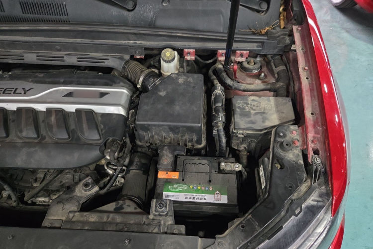 吉利汽车 博越 2018款 1.8TD 自动两驱智尊型4G互联版机舱底盘26