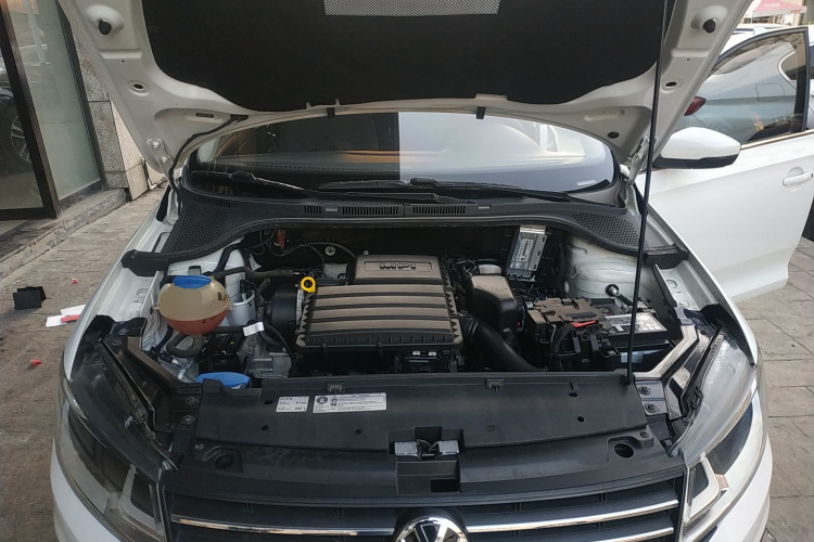 大众 桑塔纳 2018款 1.5L 手动风尚版局部细节24