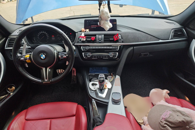 宝马3系 2019款 320i M运动曜夜版中控内饰7002