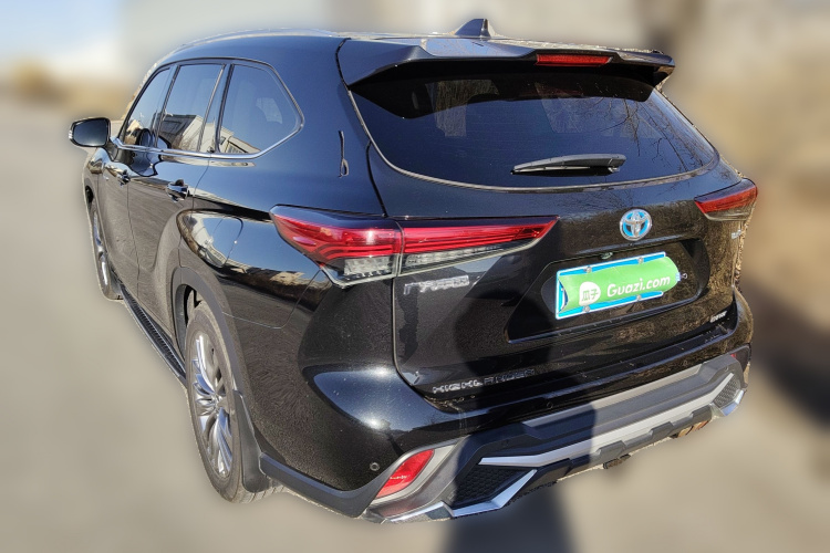 丰田 汉兰达 2023款 2.5L智能电混双擎四驱尊贵版 7座车身外观5