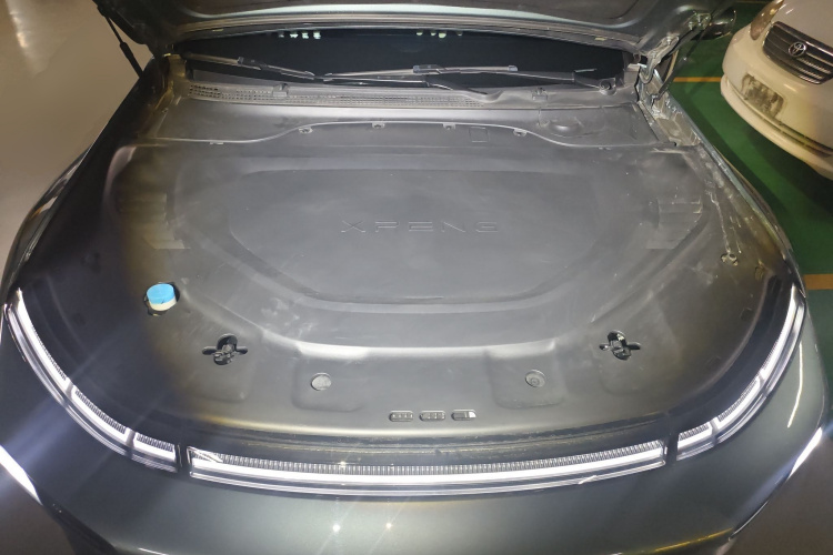 小鹏P7 2023款 P7i 702 Pro局部细节24