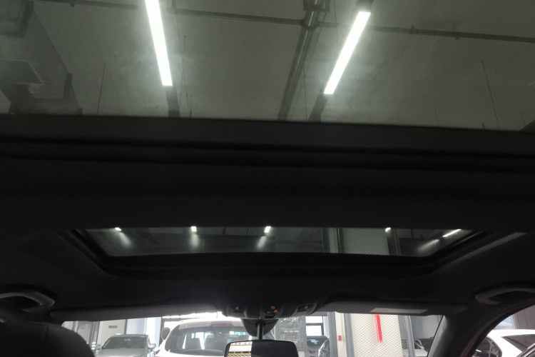 奔驰B级 2018款 B 200 动感型中控内饰22