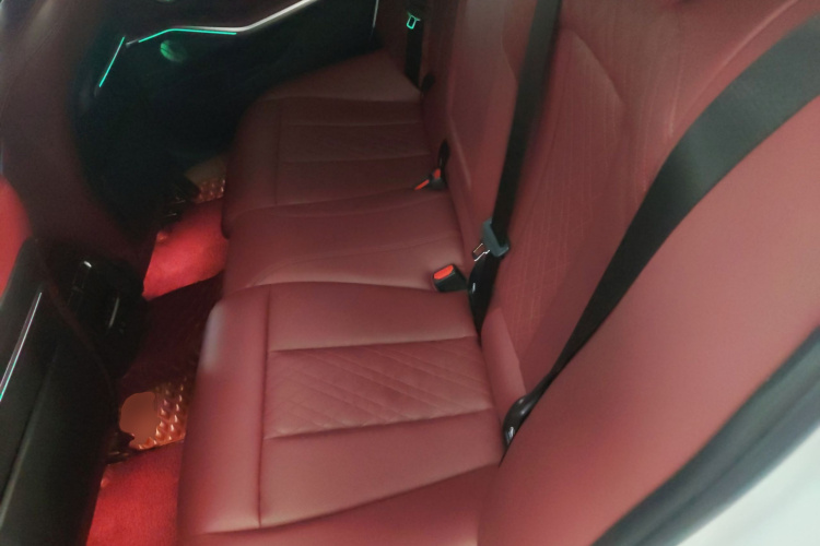 宝马3系 2022款 325Li M运动曜夜套装中控内饰21