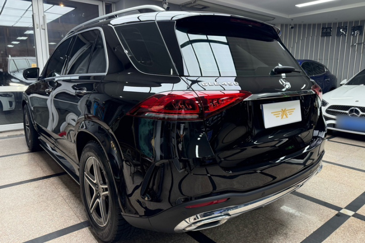 奔驰GLE 2020款 改款 GLE 350 4MATIC 时尚型车身外观6003