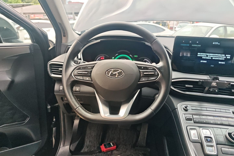 现代 胜达 2023款 旅行家 380T GDi 自动两驱GLX精英版局部细节13