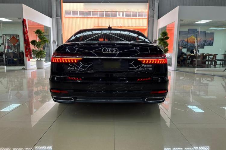 奥迪A6L 2019款 45 TFSI 臻选致雅型车身外观6009