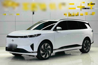 东风奕派 eπ008 2025款 210Ultra如奕版 5座