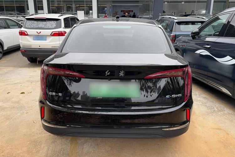 红旗E-QM5 2021款 充电 旗悦版车身外观6003