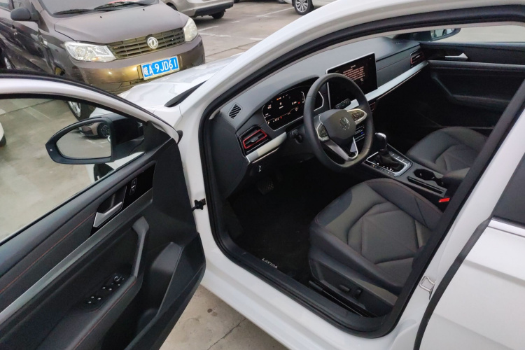 大众 朗逸 2024款 300TSI DSG星空领先版中控内饰7003