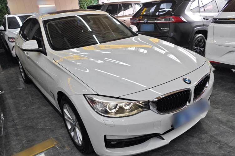 宝马3系GT 2013款 320i 领先型车身外观6002